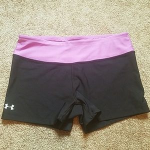 Under Armour Fitted Heat Gear Shorts